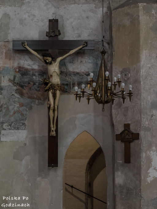 Atrakcje Torunia- późnogotycki krucyfiks w nawie głównej Kościoła Mariackiego w Toruniu.