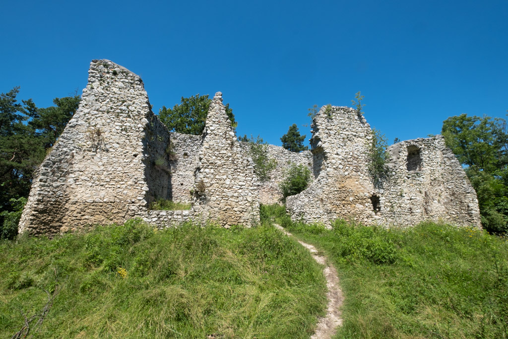 Najpiękniejsze Zamki Małopolski - Zamek w Bydlinie