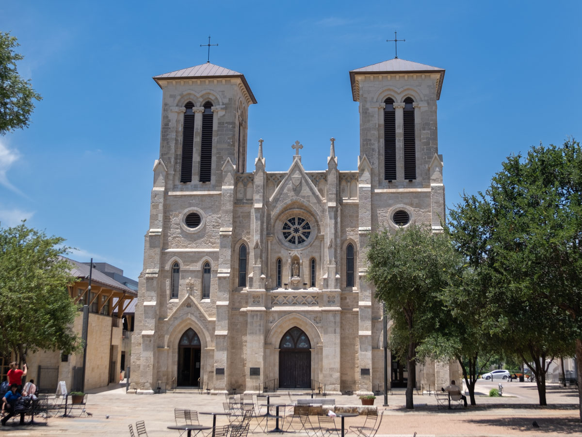 Katedra świętego Ferdynanda to jedna z atrakcji San Antonio.