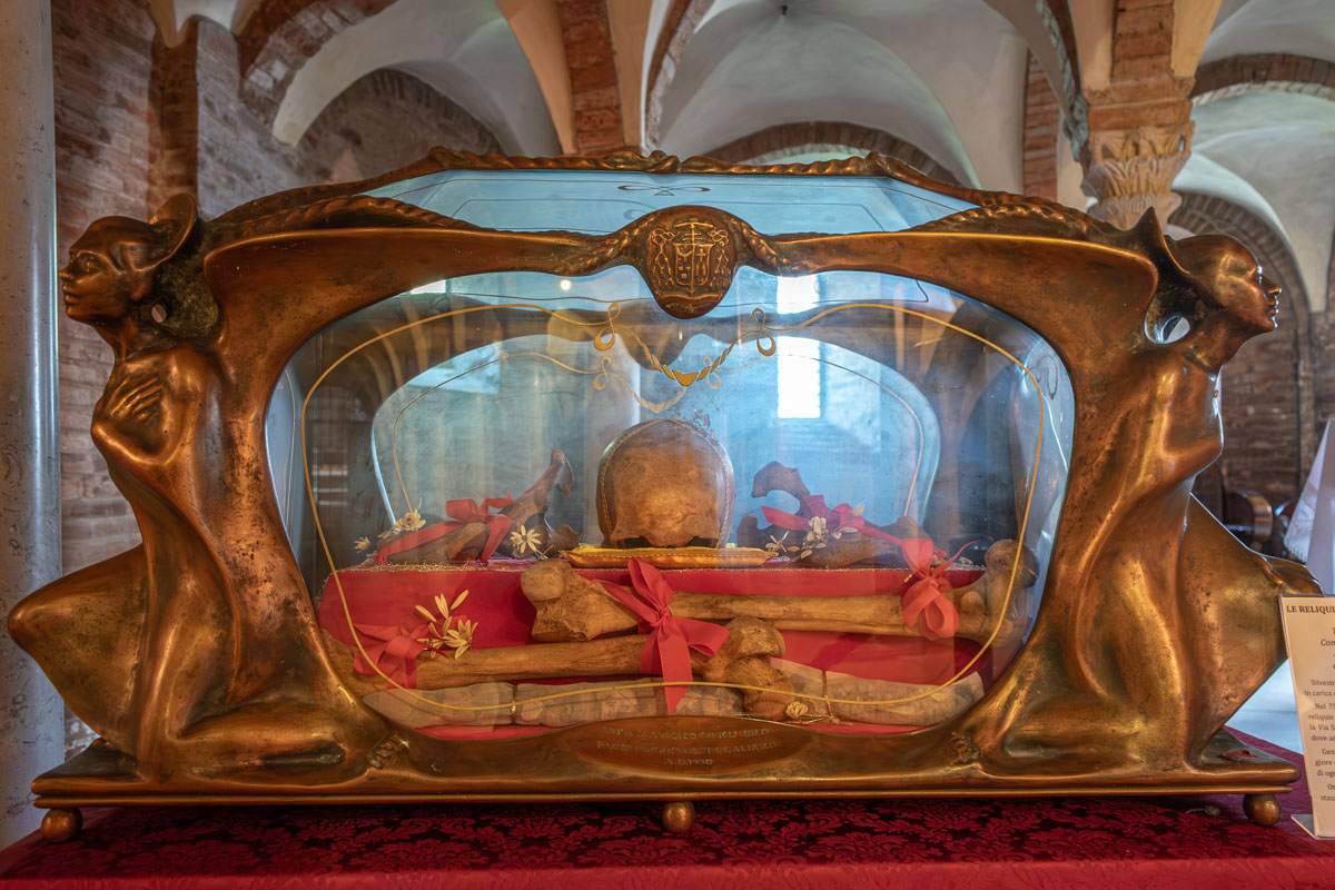 Relikwie świętego Silvestro Nonantola.