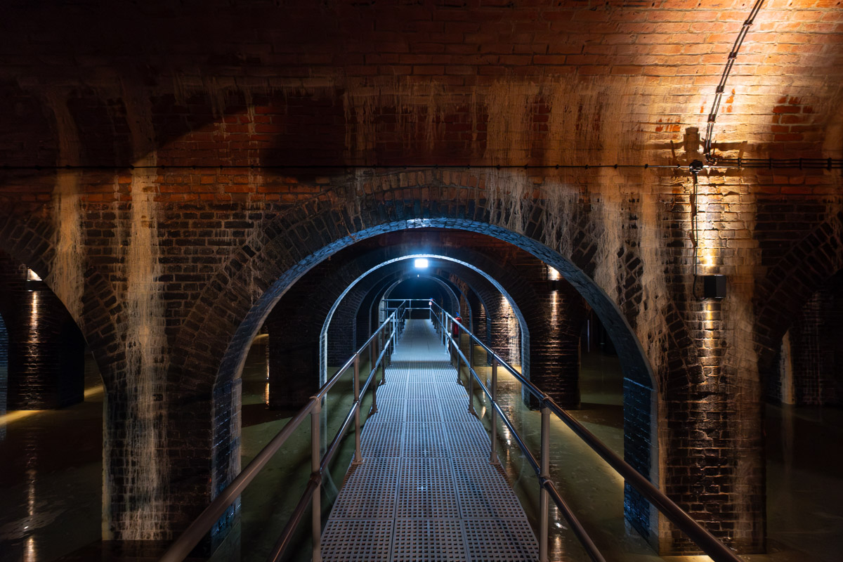 Wnętrze Zbiornika Wody Stara Orunia w Gdańsku.